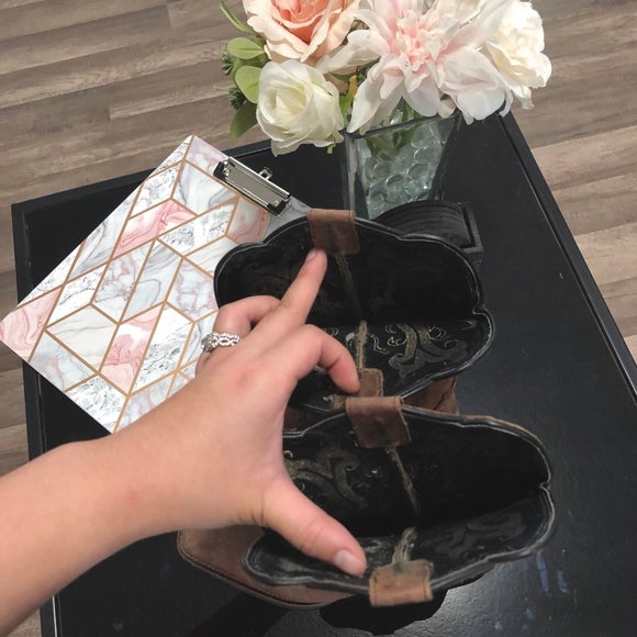 Justin's Cowgirl Boots - Picture 2 of 5